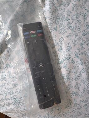Universal Streaming Remote - Black